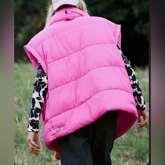 Free People Movement In A Bubble Puffer Vest Jacket In White - Picture 16 of 16